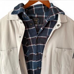 Glyder Men’s Snap Front overshirt size large comfortable, soft lined activewear